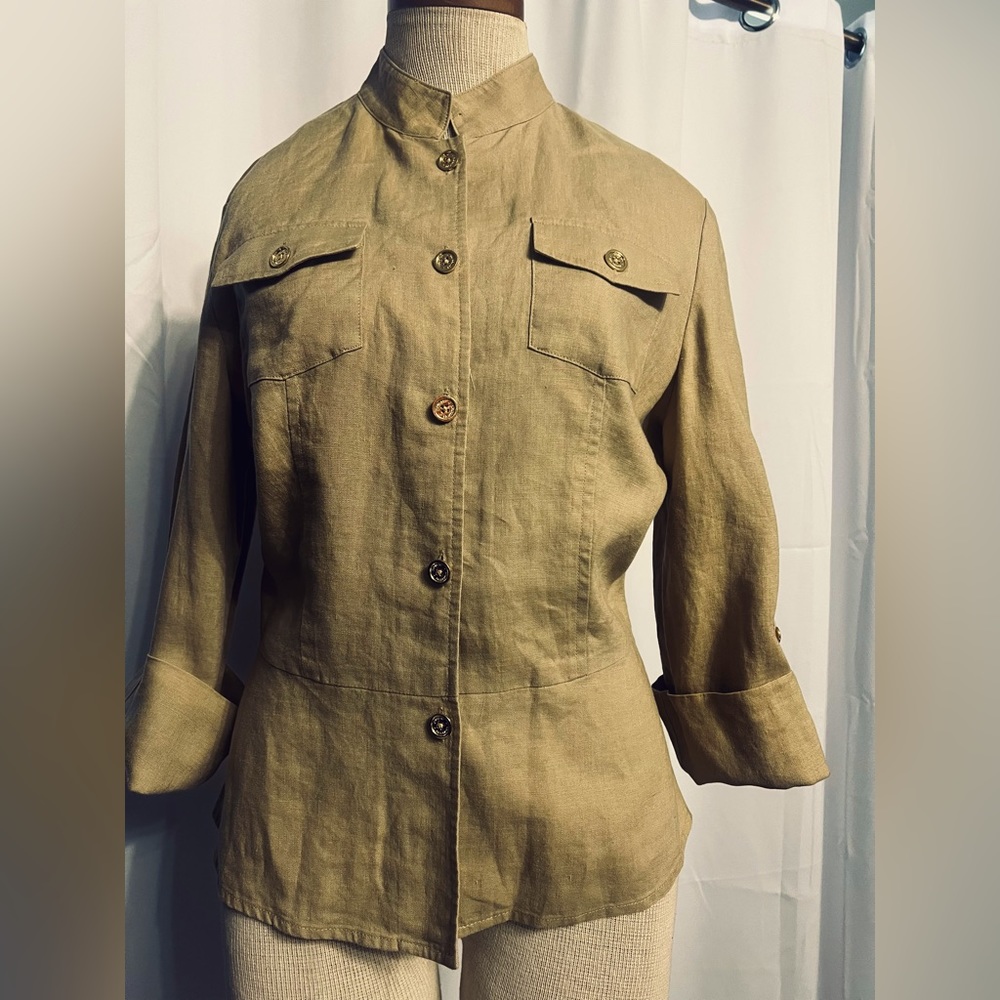 Jones New York Women’s Linen Beige Button Up Shirt Gold Buttons Pockets Size M